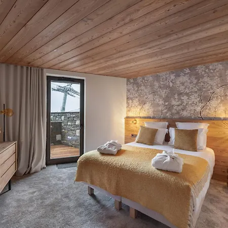Apartment Nouvel A - Ski-in/ski-out Avec Parking - Fr-1-564-100 Courchevel